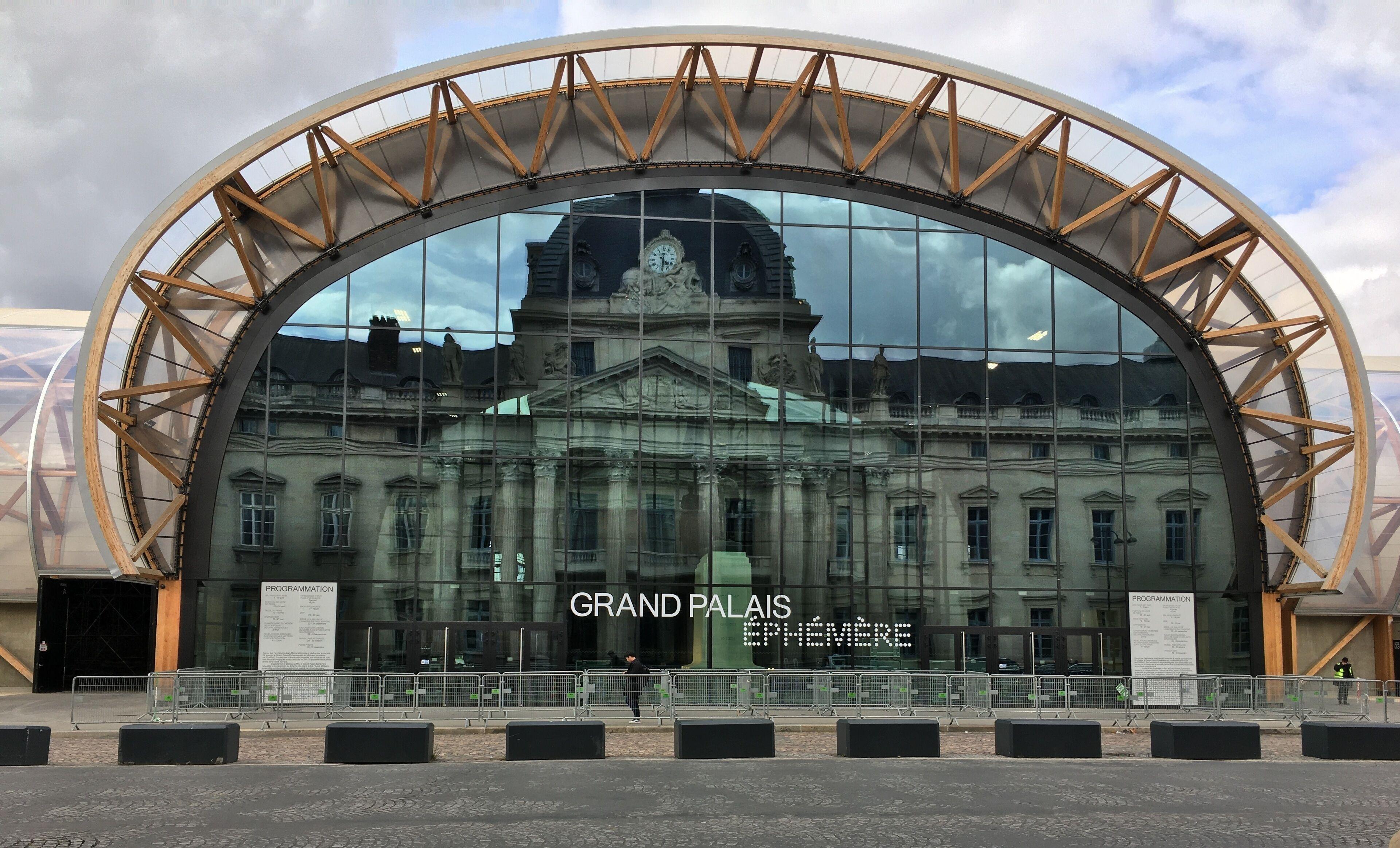 Royal Phare 3* Paris